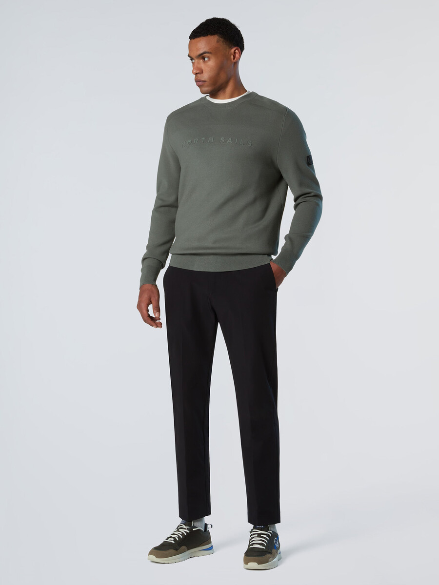 viskozni pulover s 3d natpisom